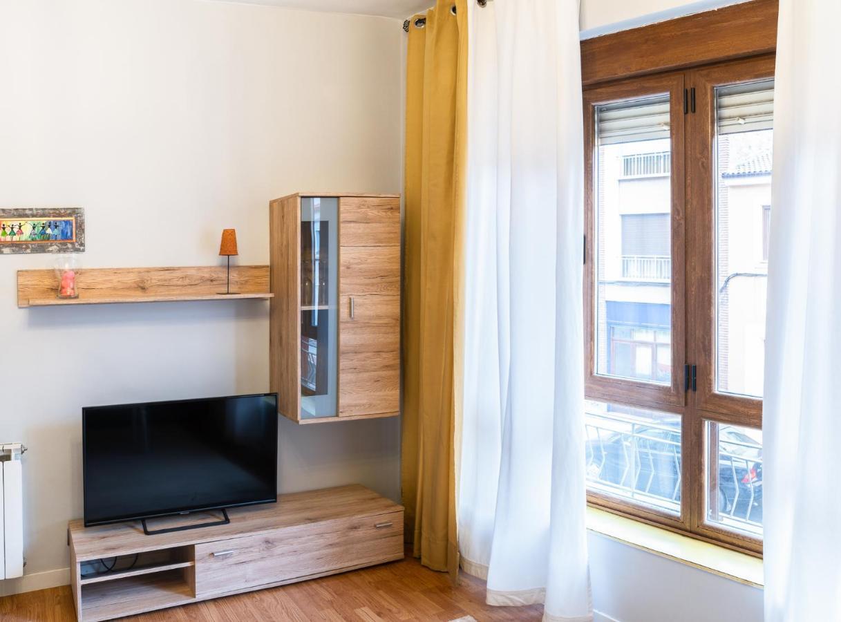 Housingleon - Apartamento Plaza Mayor מראה חיצוני תמונה